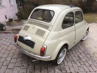 Fiat 500 hinten rechts